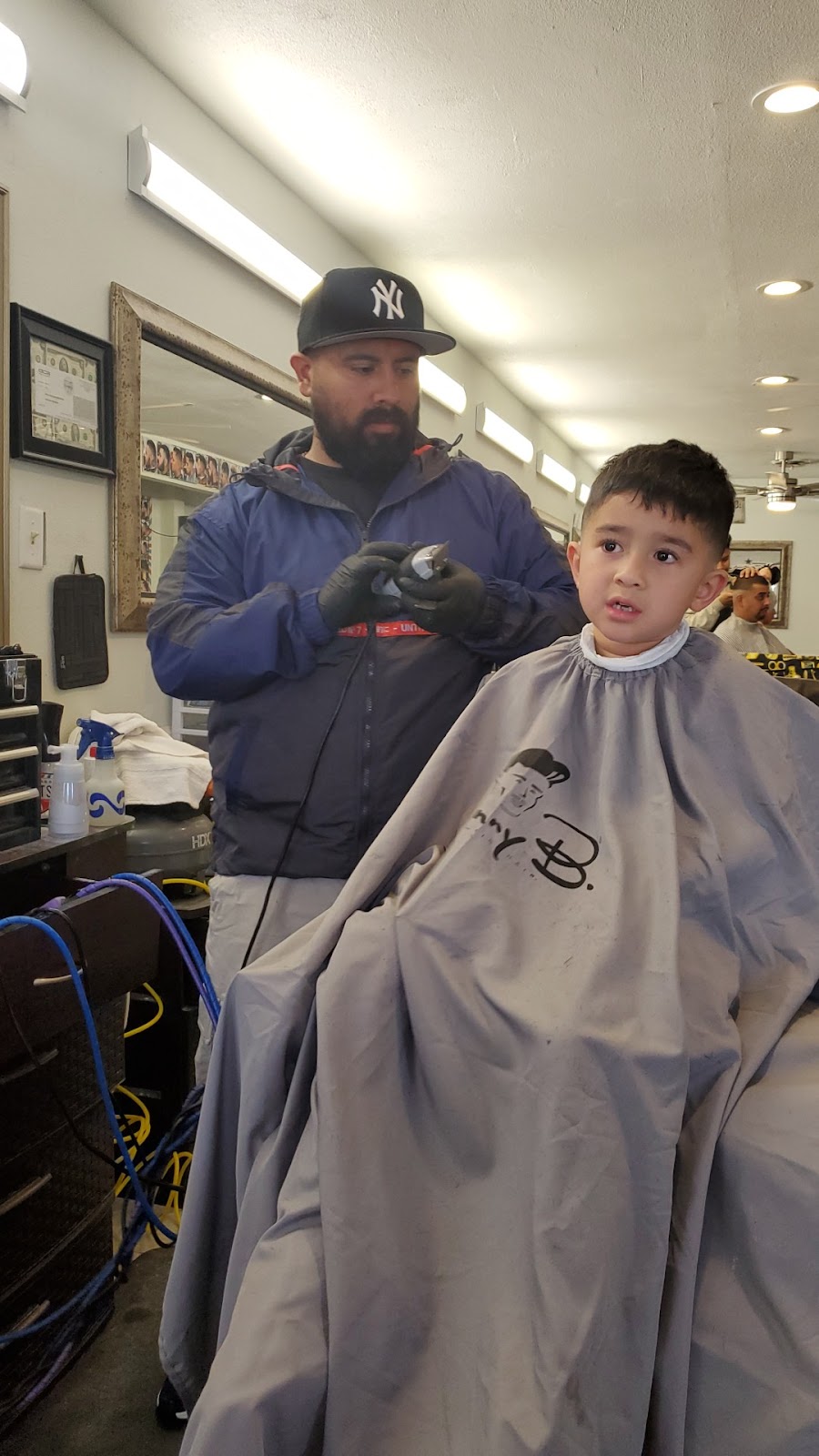 1st Class Cuts photo 3