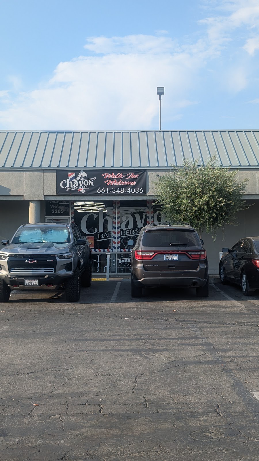 Chavo's Barbershop photo 4