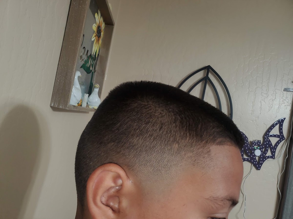 Fresh Cuts Barbershop photo 3