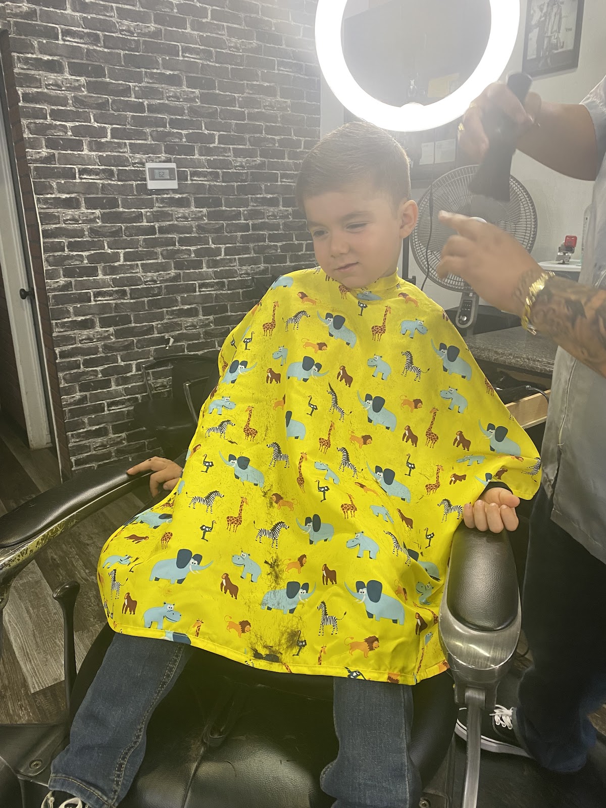 Herm's Barbershop photo 4