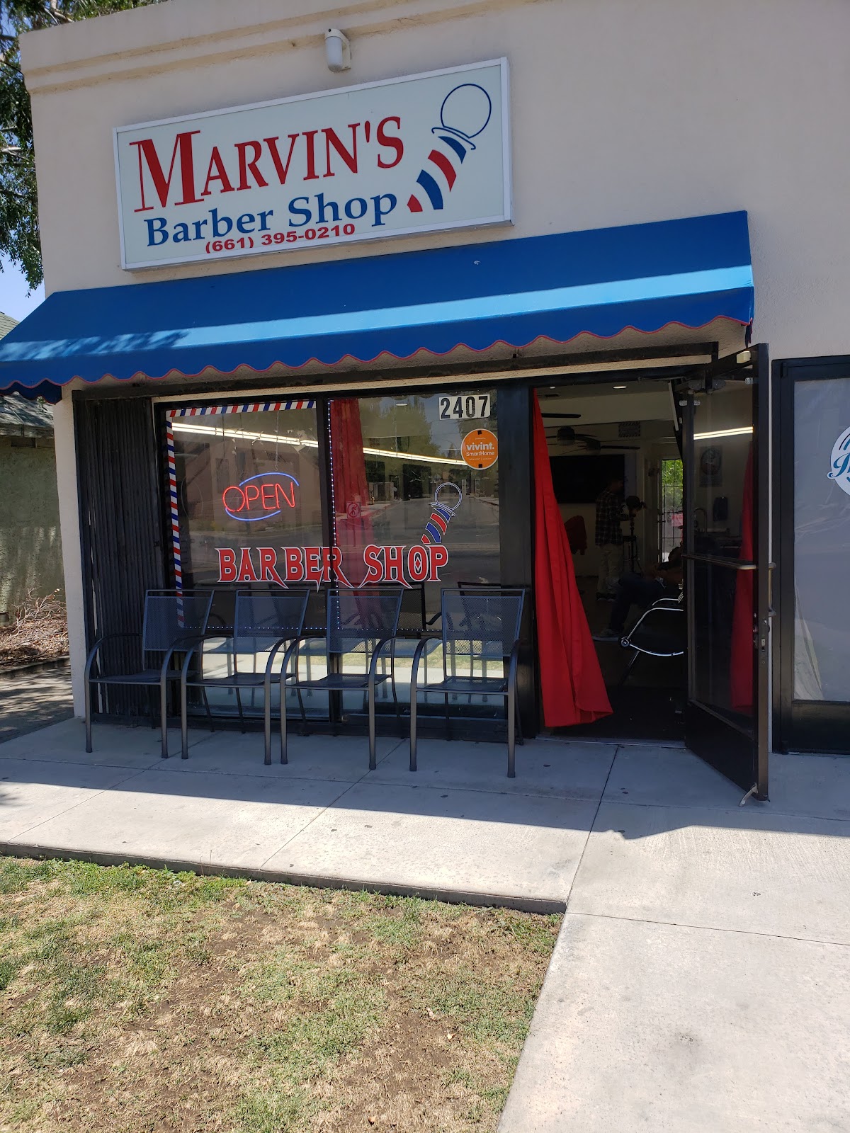 Johnny's Barber Co. photo 2