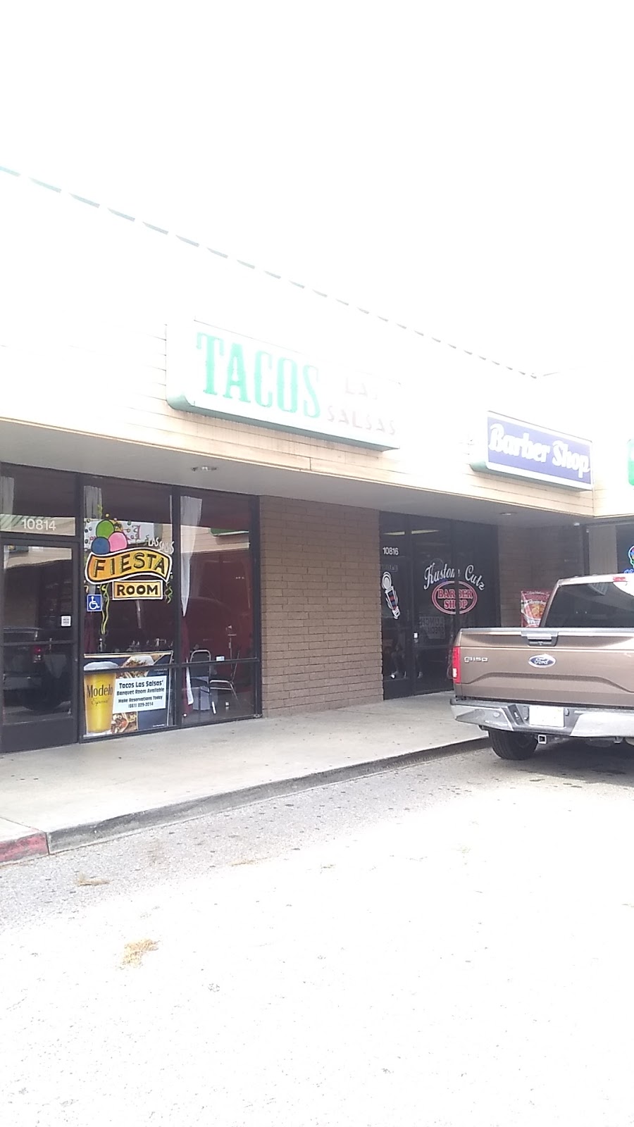 Kustom Cuts Barber Shop photo 2