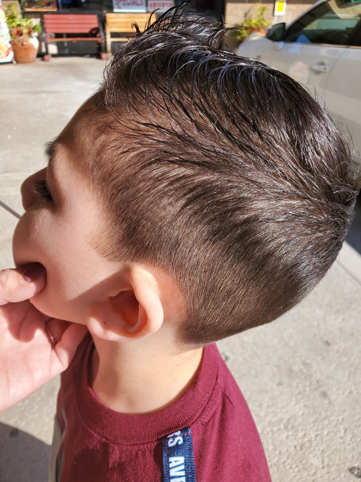 Kustom Cuts Barber Shop photo 4