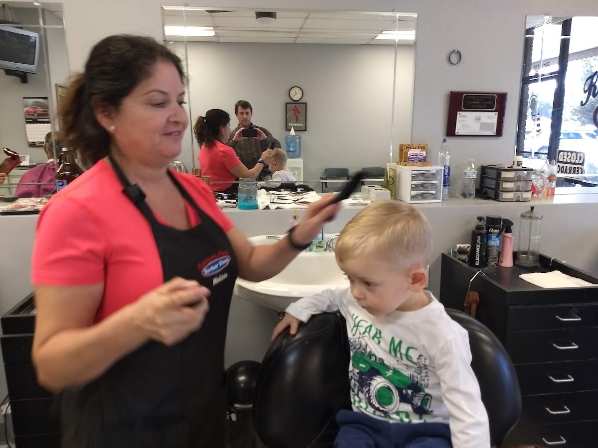 Kustom Cuts Barber Shop photo 5