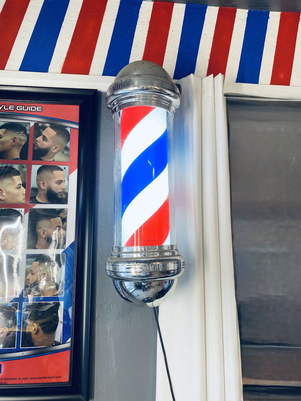 La Raza Barbershop - Brundage photo 4