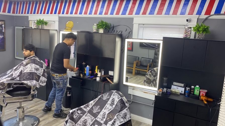 La Raza Barbershop photo 2