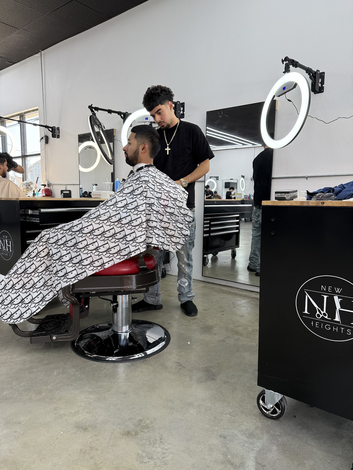 New Heights Barber Lounge - Ming photo 3