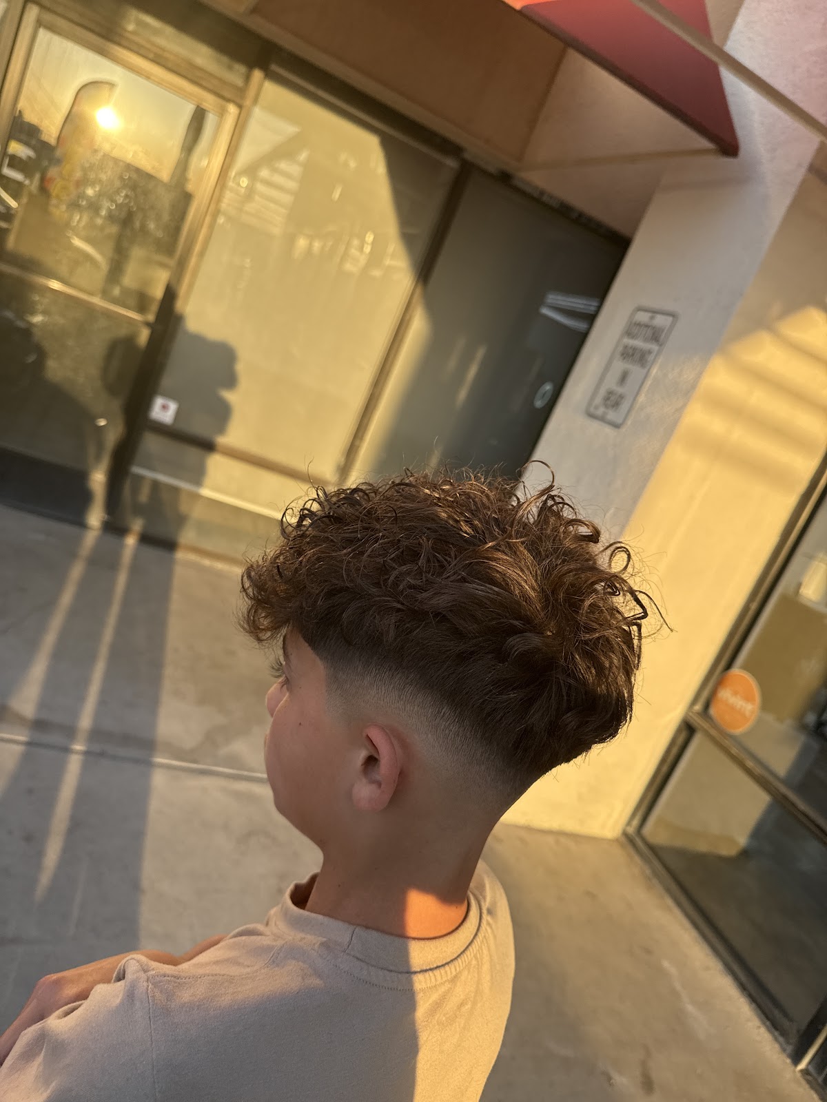 New Heights Barber Lounge - Ming photo 4