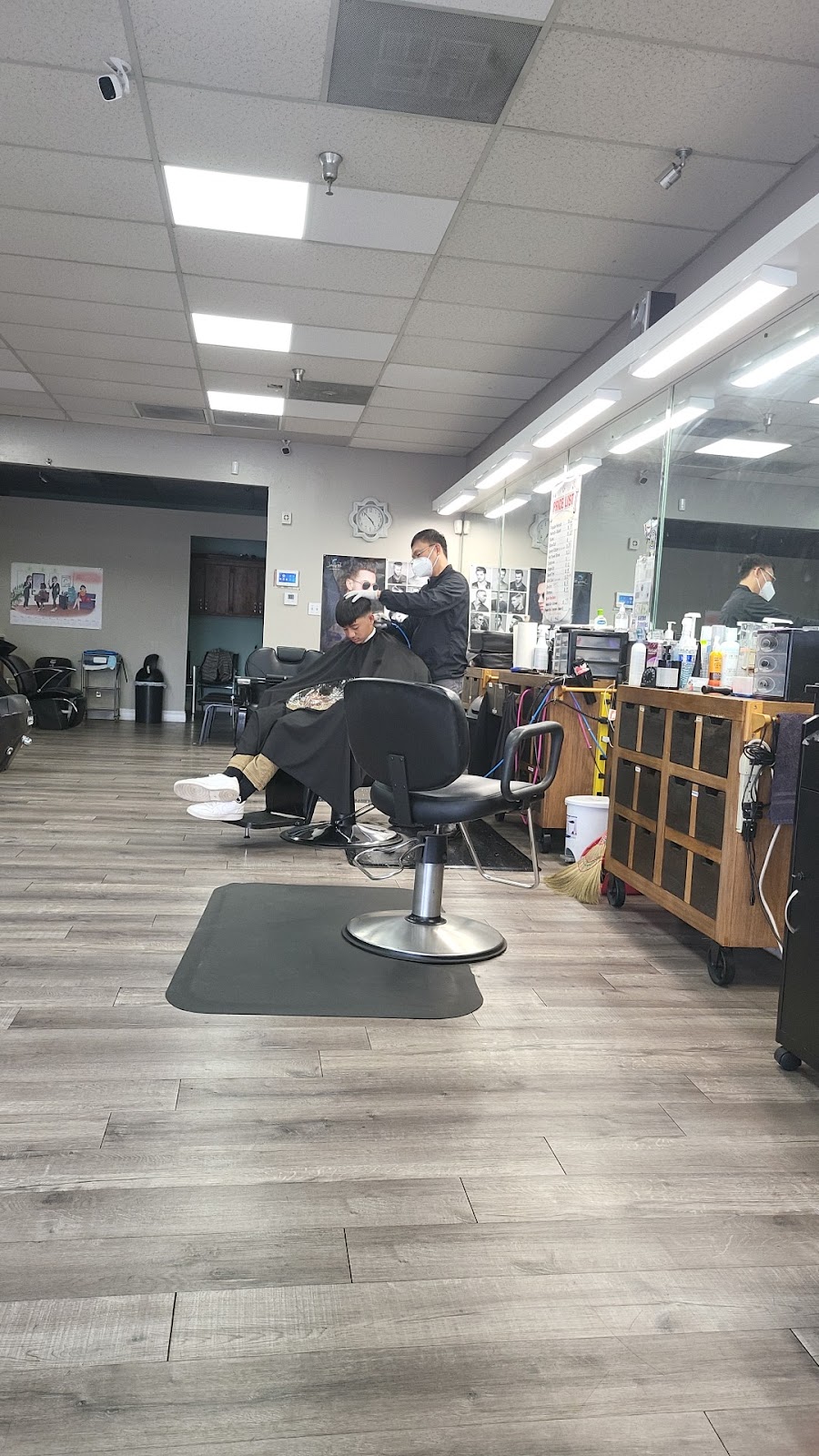 Ricardo's Barber Shop photo 5