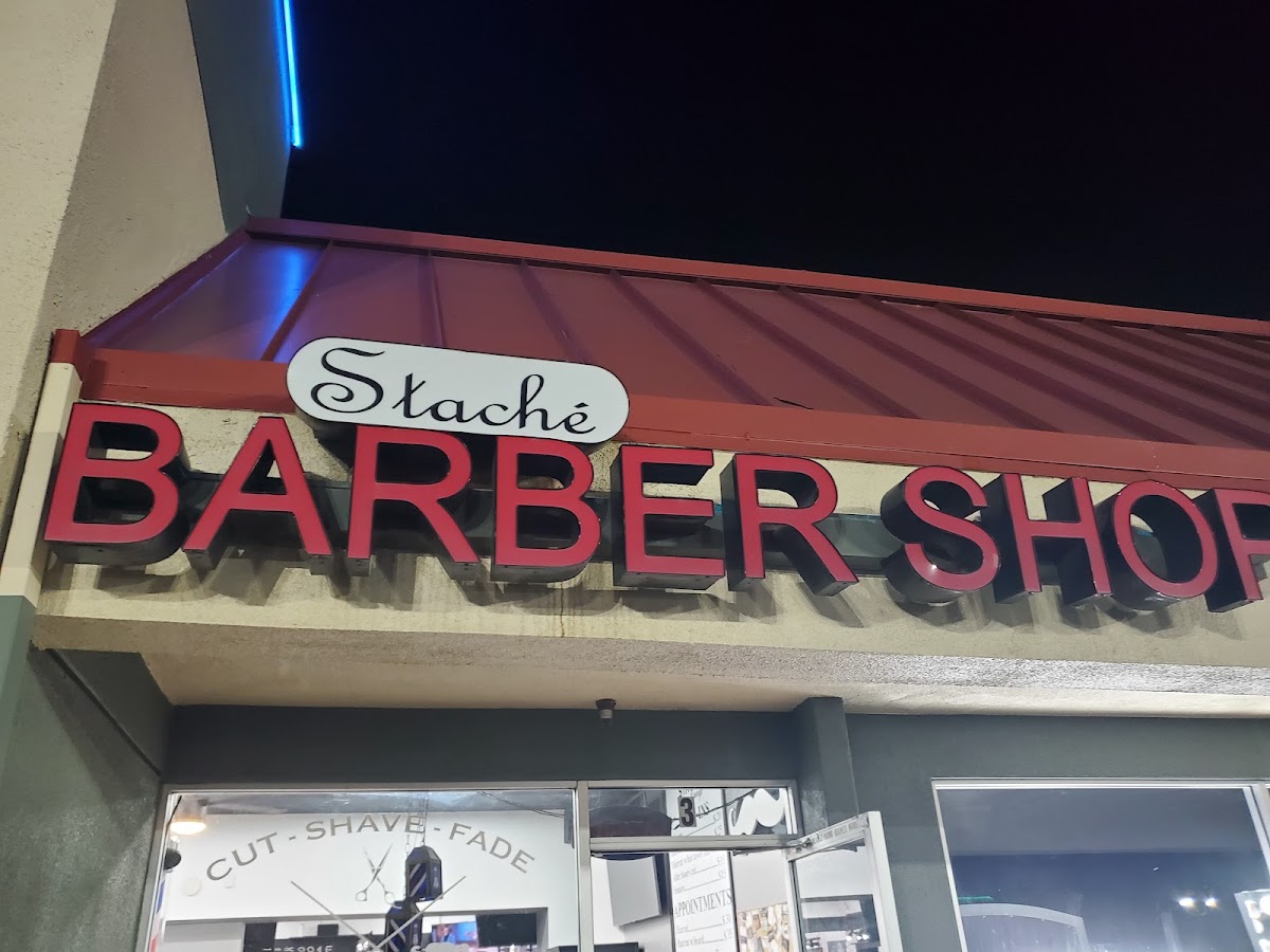 The Stache Lounge Barbershop photo 2